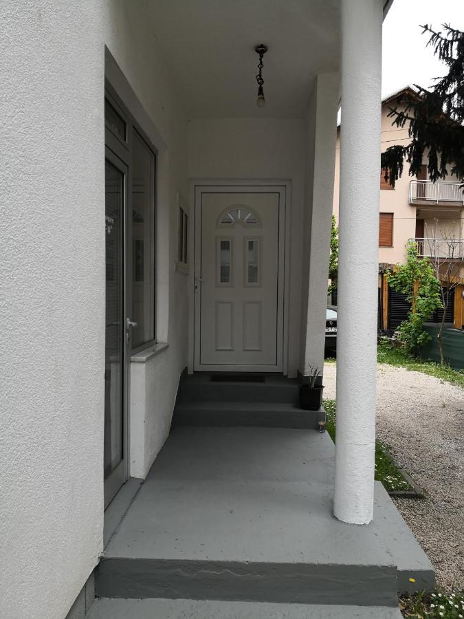 Apartman Sana Lux Διαμέρισμα Sanski Most Εξωτερικό φωτογραφία